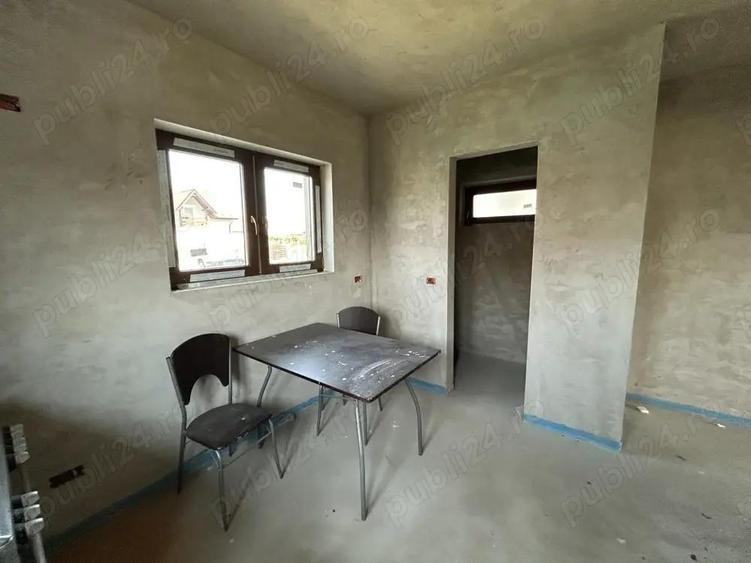 Vand vila noua Livada-Sanleani,st.840 mp,sc.130 mp,situat pe 2 strazi - 5