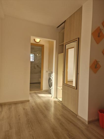 Navodari (Sud)- 2 camere decomandate, centrala gaze, liber -65.000euro - 26