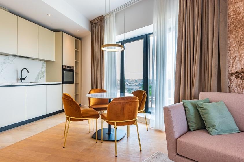 2 BEDROOM APARTMENT // ONE VERDI PARK - 8