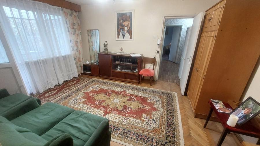 Apartament trei camere semidecomandat, etajul 3, Brazda zona Simplon - 1