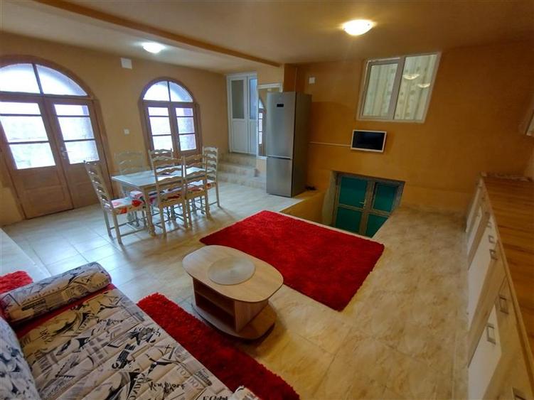 Racasdia, Casa Moderna, 174MP cu Teren 1104MP, Pret Negociabil - 37