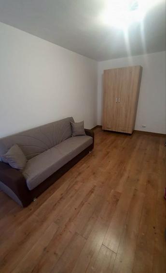 Inchiriez aprtament 2 camere decomandat - 5