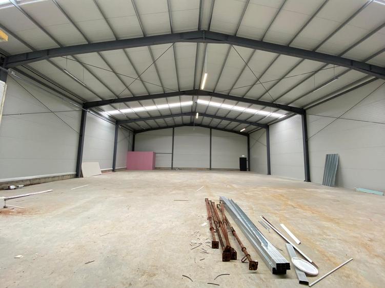 Afumati Hala  565 mp Productie/Depozitare din care 50 mp  birou + grup sanitar - 2