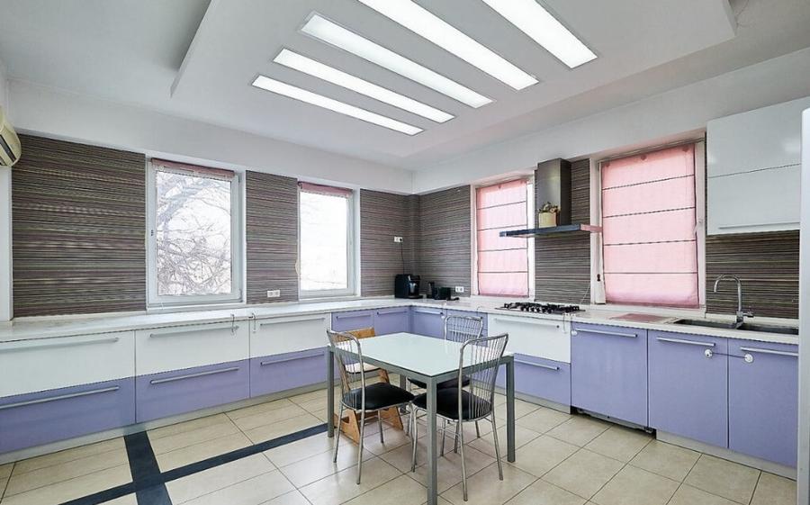 Oferim spre inchiriere un apartament de 2 camere Central - 6