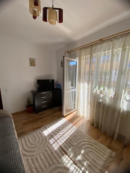 Apartament modern, 3 dormitoare, terasa plus parcare, strada Pietroasa - 1
