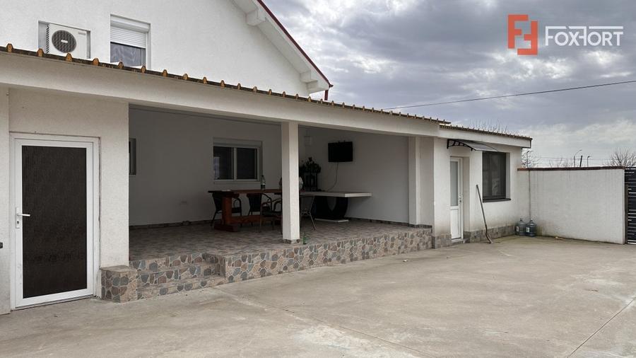 Casa individuala 8 camere, 400 mp, in Mosnita Noua vatra satului - 12