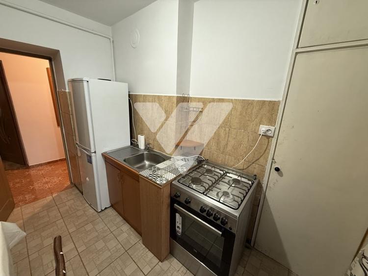 Apartament 2 camere pe Vasile Milea Sibiu geam la baie - 3