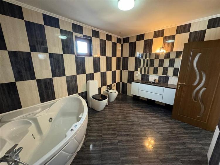 Casa noua de vanzare in Vulturu - Hângulesti 89.000 Euro - 19