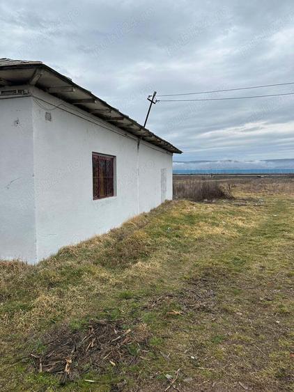 Inchiriez spatiu comercial - 1