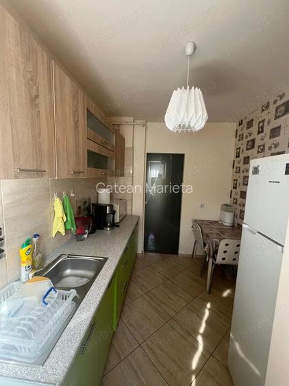 Inchiriez apartament 3 camere zona ONIX Bra?ov. Inchiriez apartament 3 camere zona ONIX Bra?ov.