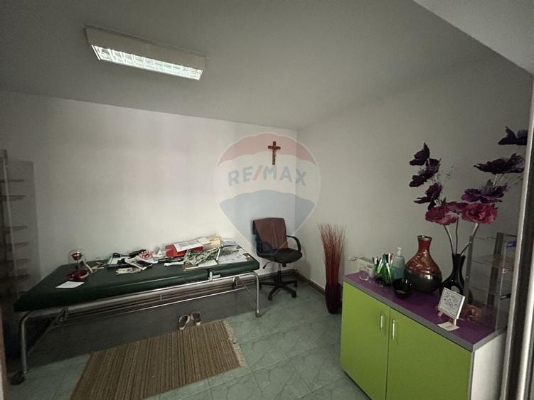 Spațiu comercial CABINET MEDICAL de 70mp de închiriat în zona Central - 1