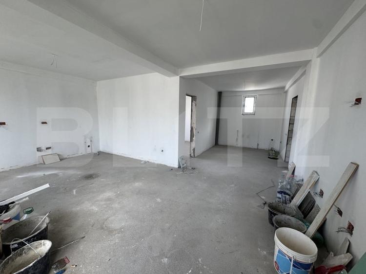 Apartament cu 2 camere decomandat în Exterior Est