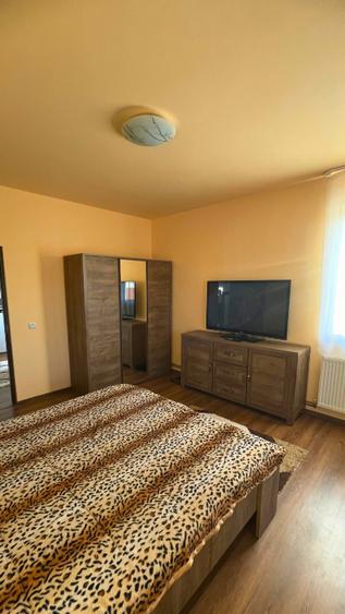 Apartament cu 2 camere semidecomandat în Florești