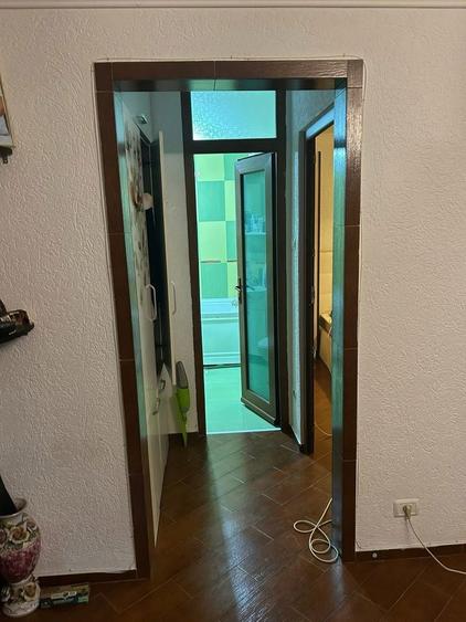 De vanzare Aparatament cu 3 camere - 4
