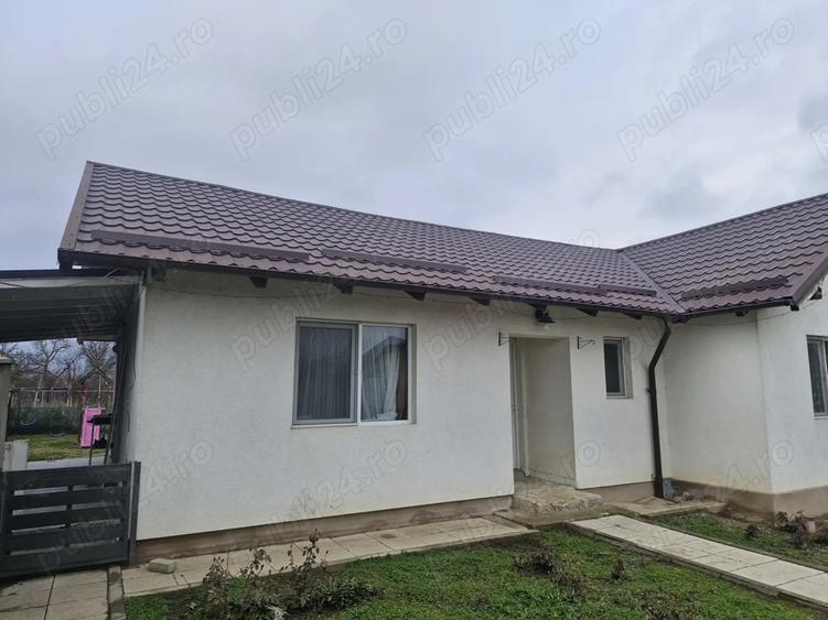 Dezmembram casa de lemn si vindem.partial - 1