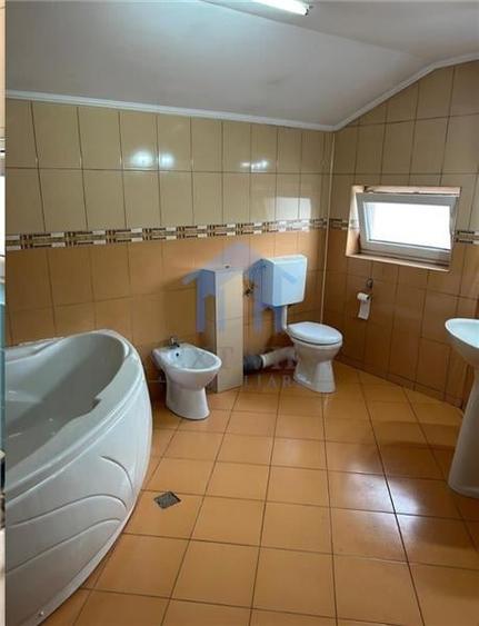 Casa 4 camere, Autogara Beta, Gara - 5