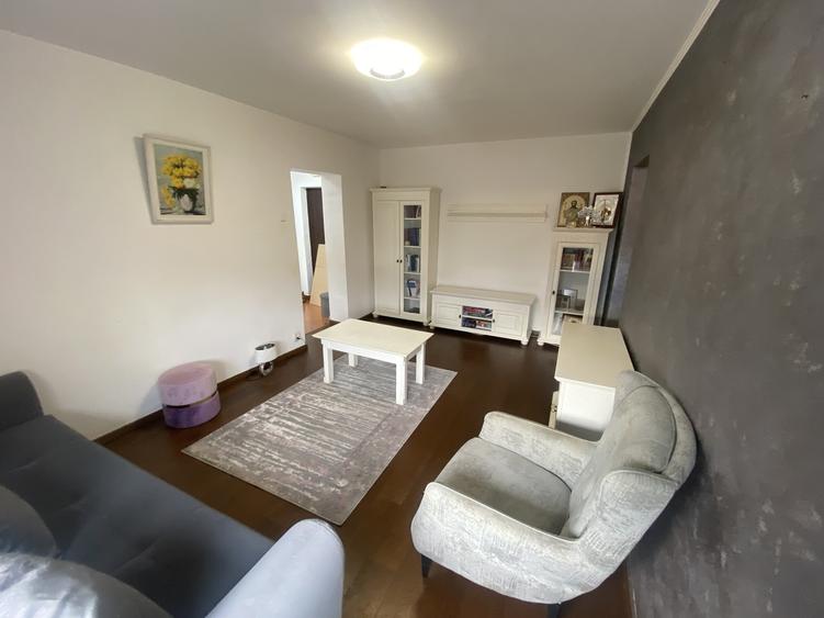 Apartament cu 2 camere semidecomandat în Titan