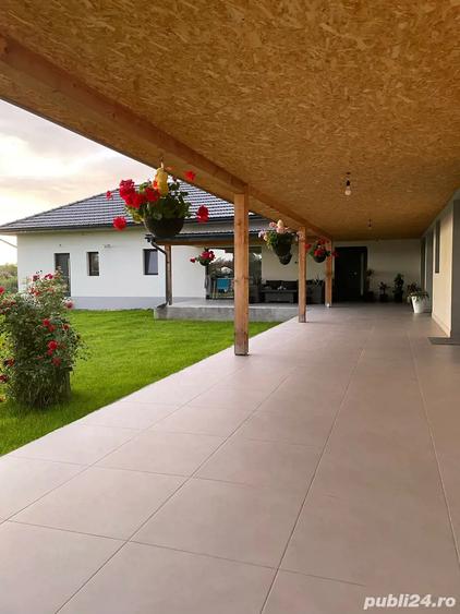 Vand casa cu 2500mp de teren. Zona frumoasa ?i lini?tita! - 3