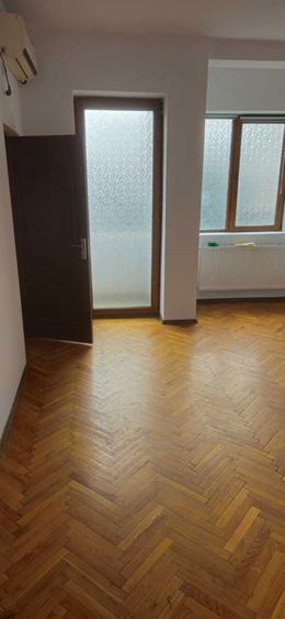 Vand sau ofer spre inchiriere apartament ultracentral. - 14