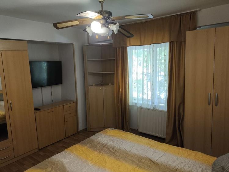 Inchiriez apartament 1 camera decomandat B-dul Dacia Oradea - 5