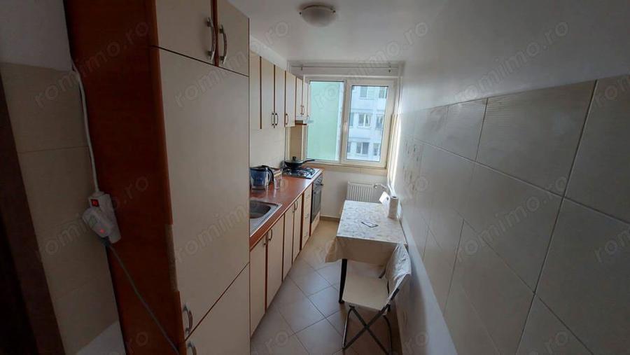Apartament cu 2 camere decomandat în Cantemir
