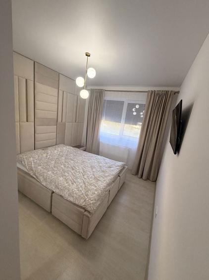 Apartament 2 camere sector 4 - 1