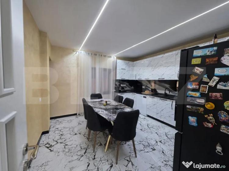 Casa de vanzare, 300 mp, zona Sud - 18