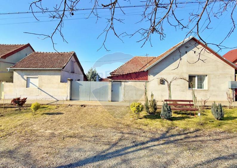 Casa / Vila cu 7 camere de vanzare - 2