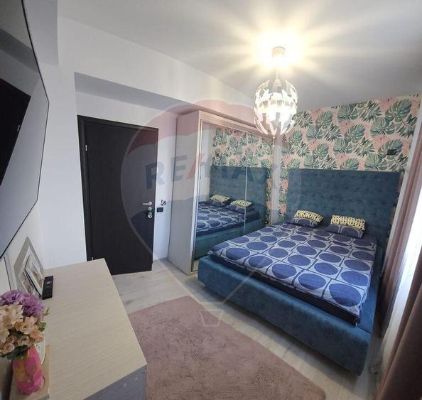 Vanzare apartament 3 camere - 1