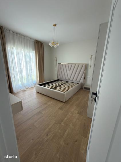 Casă cu 3 camere cu Teren 300 Mp în Vadu Pașii