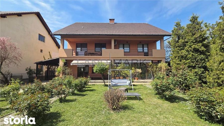 COMISION 0% CASA cu piscina pentru 2 familii Braytim Gospodarilo - 1