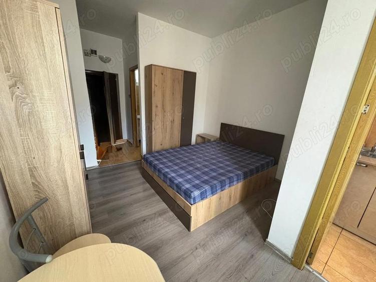 Cet-Garsoniera decomandata - 1