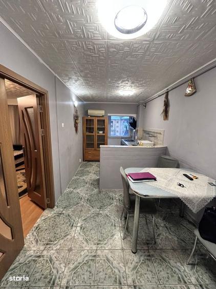 Apartament 3 camere, etaj 3, 68 mp, Zona Bd. Republicii - 4