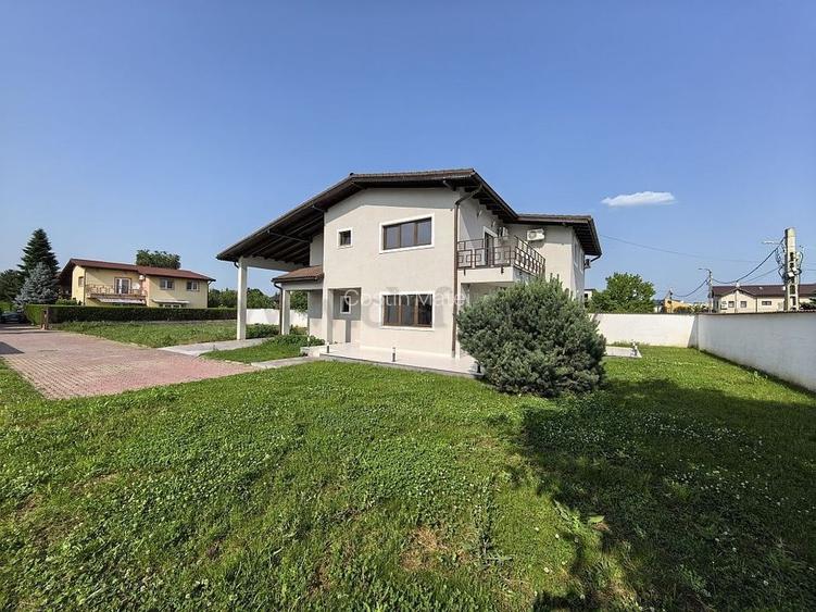 Vila complet RENOVATA, in zona Pipera