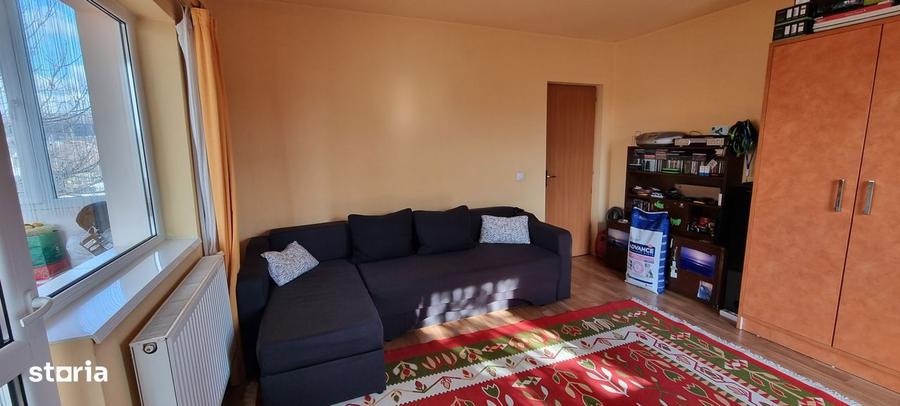 Ap. 2 camere 57 m2 utili in vila la et.1 cu loc de parcare ?i curte - 1