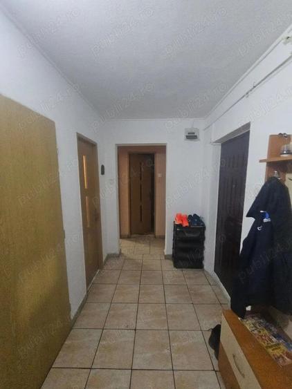 Apartament cu 3 camere de vanzare in Curtea de Arge?. - 2