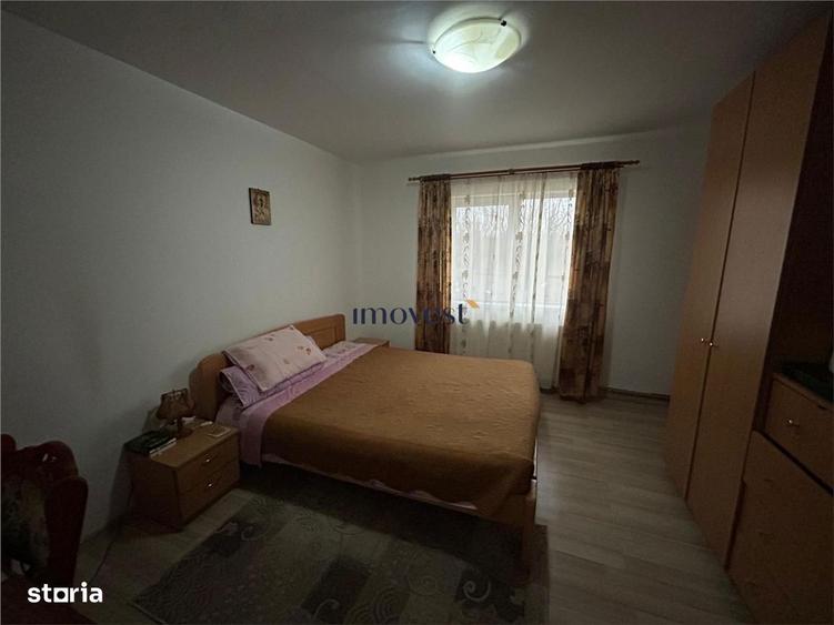 Casa de vanzare in Iojib, Satu Mare | 2 Case + Spatiu Comercial Activ - 9