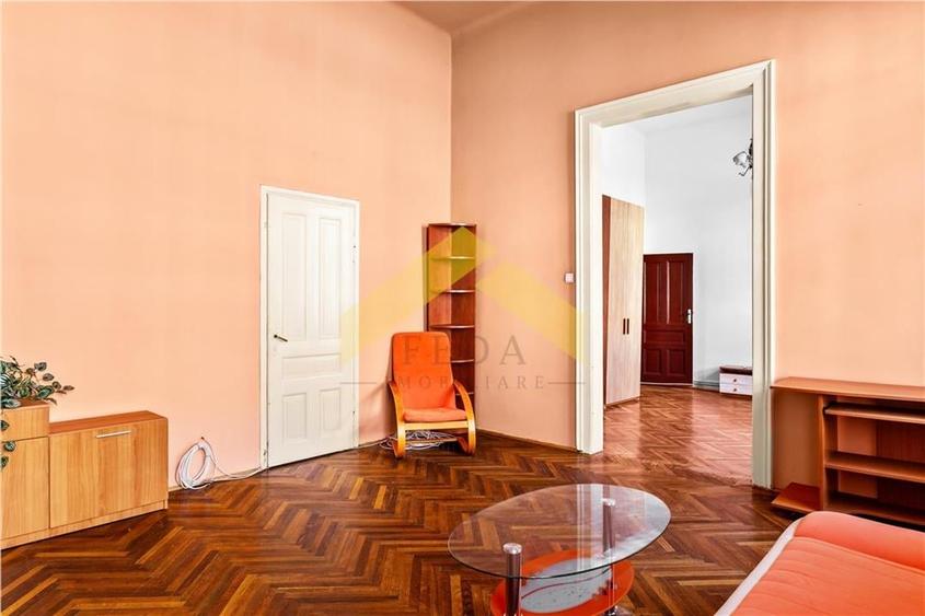 Apartament ultracentral cu 3 camere si centrala proprie - 10