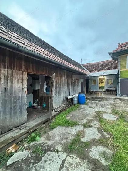 Casa tradi?ionala batraneasca in Galatii Bistri?ei, cu teren generos ?i anexe - 19