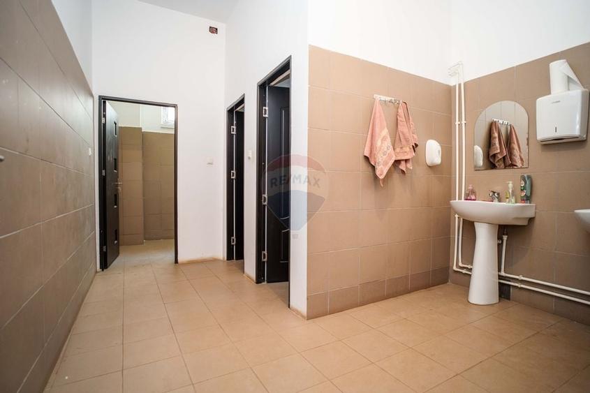 Spatiu Industrial de Inchiriat intre 1.140 - 4.623mp - Husi - E581 - 8