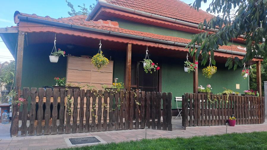 Vand casa in cartierul Mehala !!! - 1