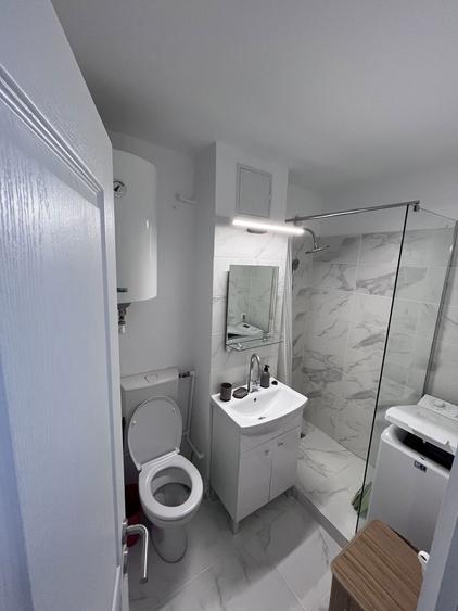 Garsoniera 1 mai renovata - 2