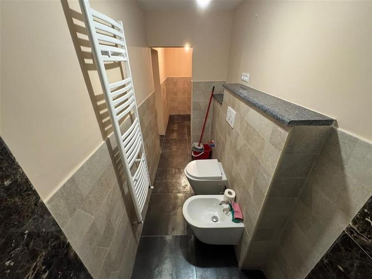 Apartament 3 camere, 72 mp, renovat complet de la A la Z - 11