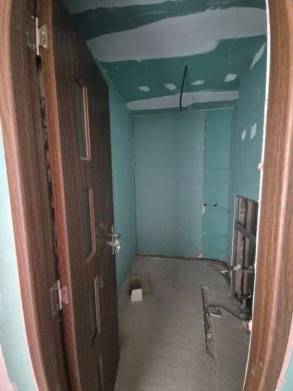 Garaoniera de vanzare - 7