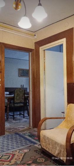 Vând apartament 4 camere  - 3