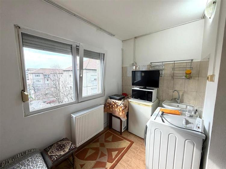 USCATORIE  | ZONA CANTEMIR | ORADEA - 1