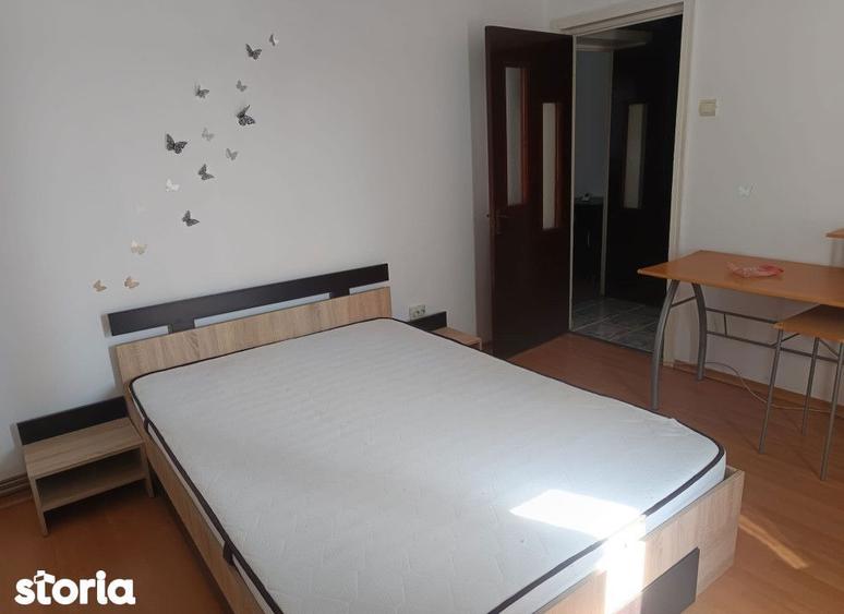 Apartament 2 camere Podu Ros , 50 metri, etaj 2 Cod:161820 - 1
