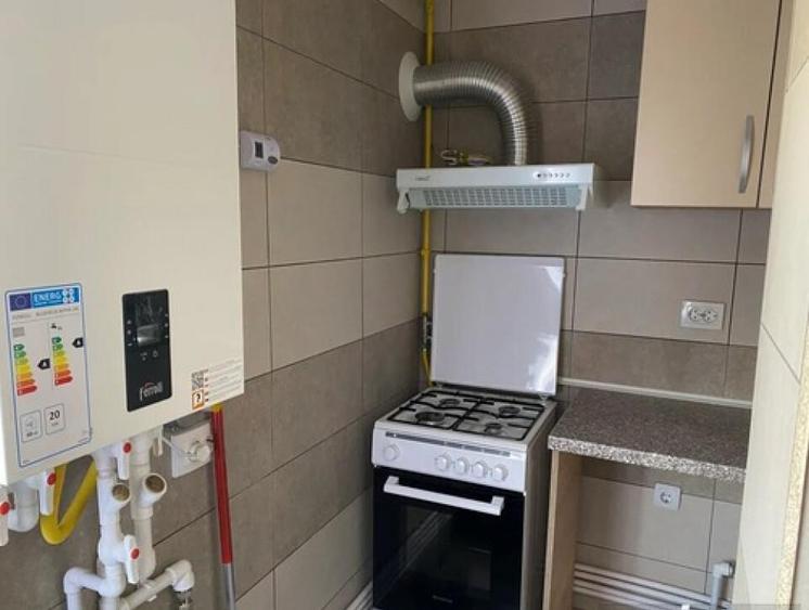 1 camera in zona Medicinei - 1