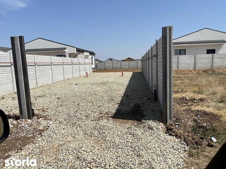 Complex de case Comuna Berceni-str Miorita - 4