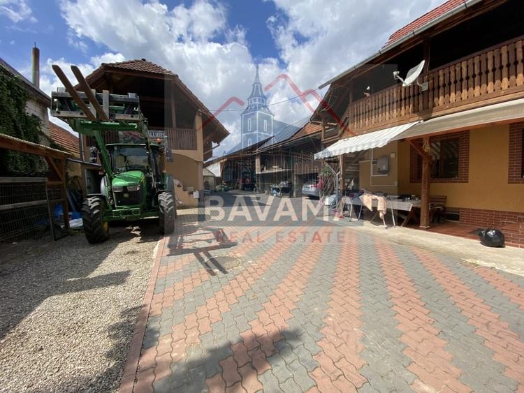 Casa de vanzare,  1354 mp teren,  Tarlungeni - 2